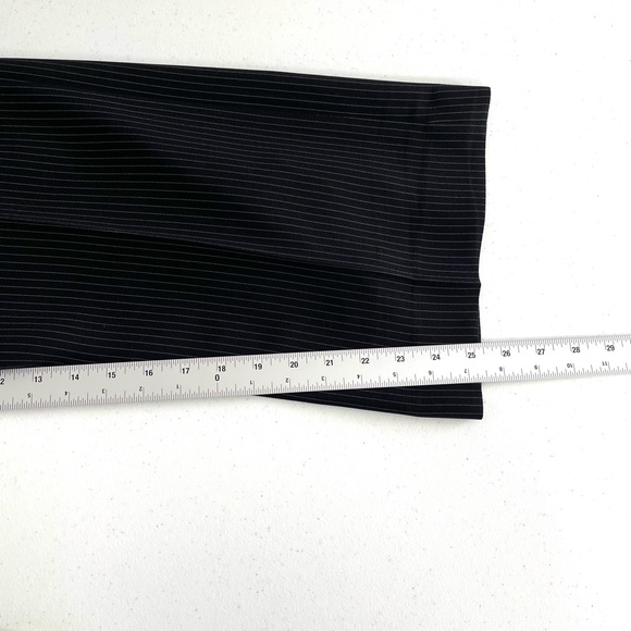 Tahari ASL 2PC Pant Suit Petite Womens Size 12P Black Pinstripe Blazer Buttons. - Picture 12 of 12